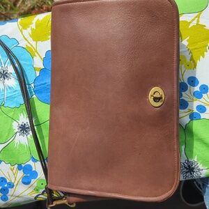 Vintage 70's Coach Pre-Creed Shoulder Bag